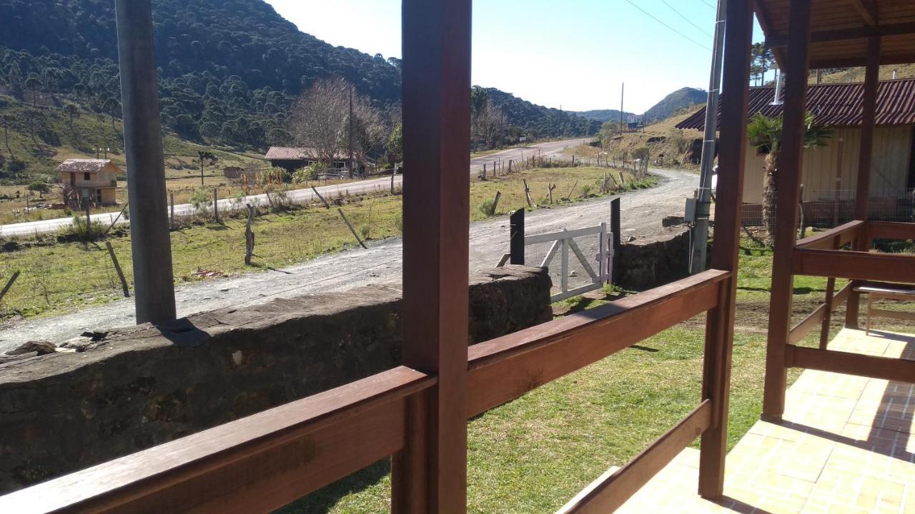 Casa De Hospedaria Cruz 우루비시 외부 사진