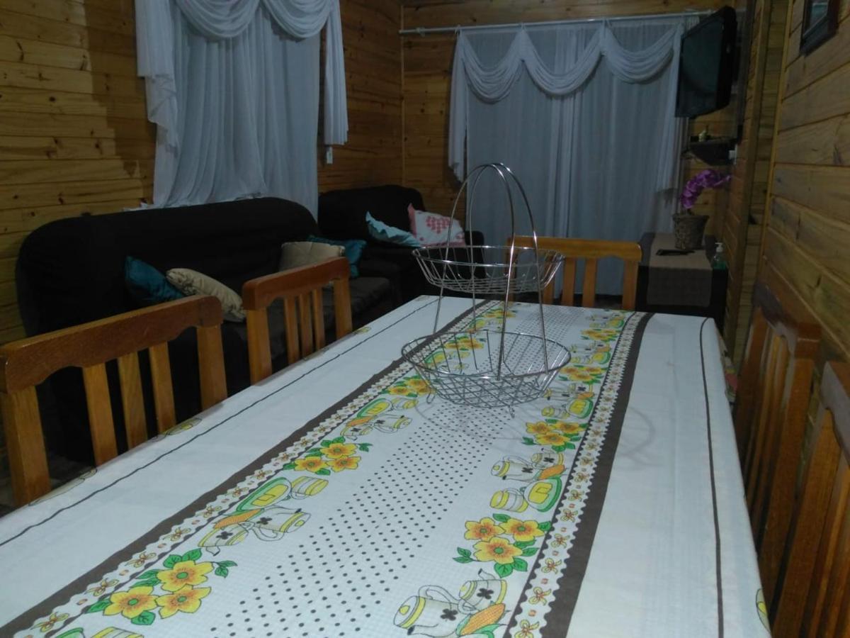 Casa De Hospedaria Cruz 우루비시 외부 사진